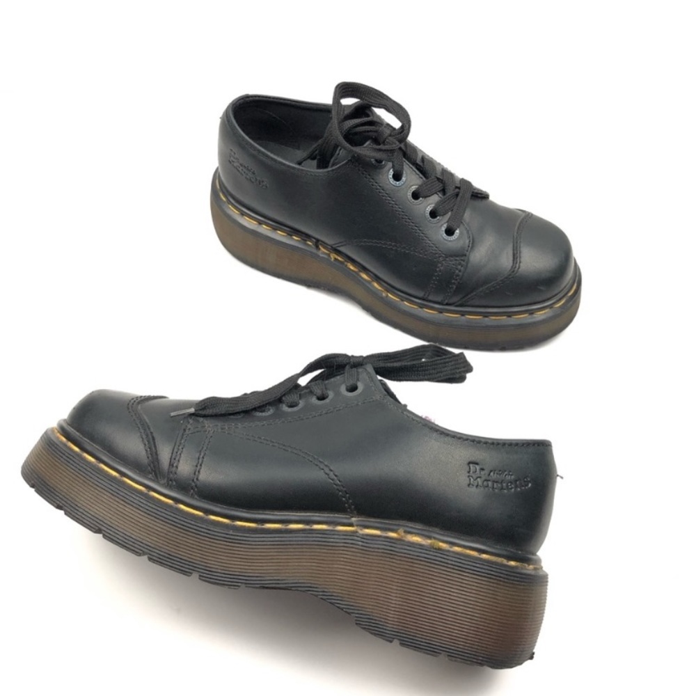 DR MARTENS VINTAGE BLACK PLATFORM SHOES